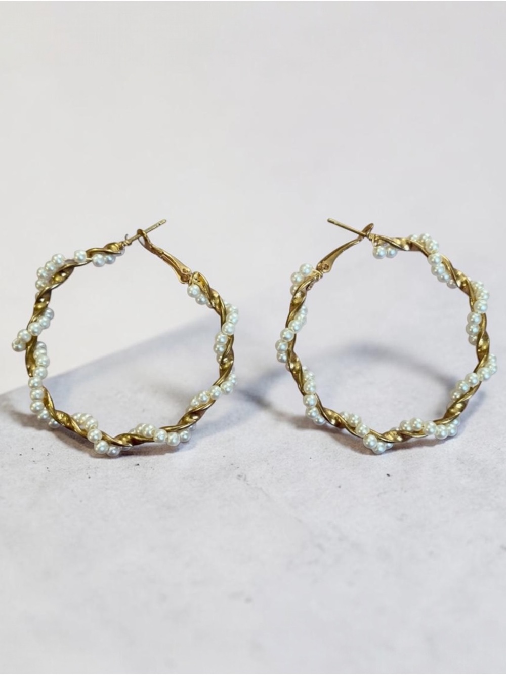Elegant Gold Tone and White Pearl Hoop Earrings